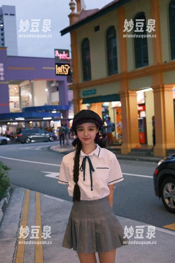 女主K 探索女主K的油亮写真图包,感受每一张照片的情感表达.txt