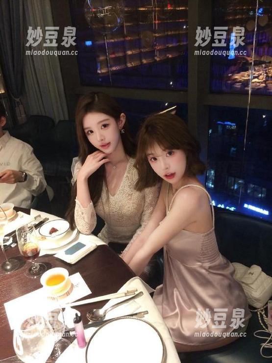 学妹加速跑 - 跟随媛媛的步伐：极致写真作品集下载，让她的秘密与你相伴！.txt