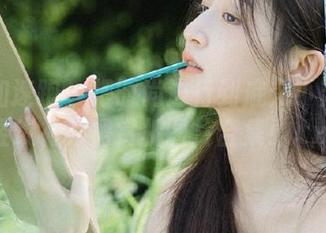 学妹加速跑 - 把时尚进行到底：小苏全套竖纹衬衫裙赏析图片合集！.txt
