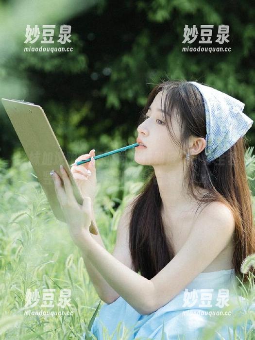 学妹加速跑 - 把时尚进行到底：小苏全套竖纹衬衫裙赏析图片合集！.txt