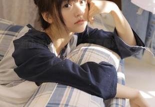 学妹加速跑 - 一组小莹的“日常”写真原图，简直是模仿教科书的典范呀！.txt