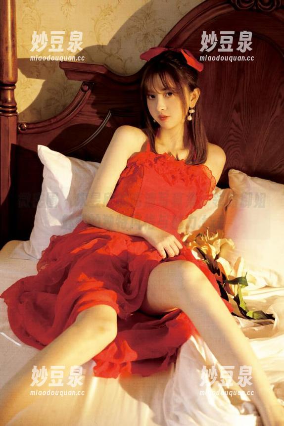 微密圈 - 宋昱欣的高清写真集：领略御姐魅惑的独特风格与魅力.txt