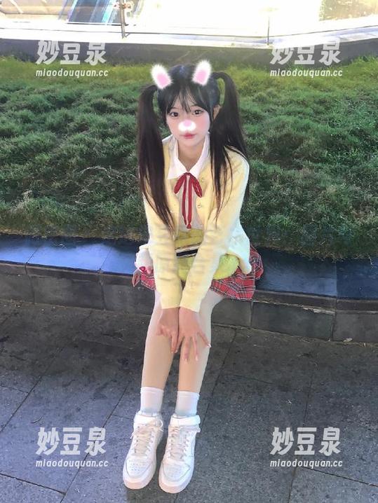 宋昱欣 微密圈 - 走进宋昱欣的艺术世界:图片与视频原图合集.txt