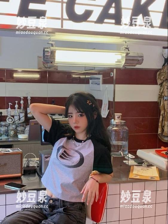 尤果网 - 欣赏COCO可裸足之美：在线探索她的写真原图，了解她如何打破常规与束缚！.txt