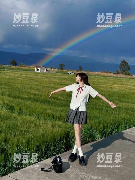 尤果网 - 不容错过的最新图库！佟蔓双人写真，甜蜜瞬间一网打尽！.txt