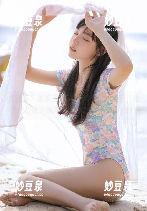 尤蜜荟 - 独家揭秘宋KiKi的肉丝图包，看看这位博主如何巧妙撩动你的心弦！.txt