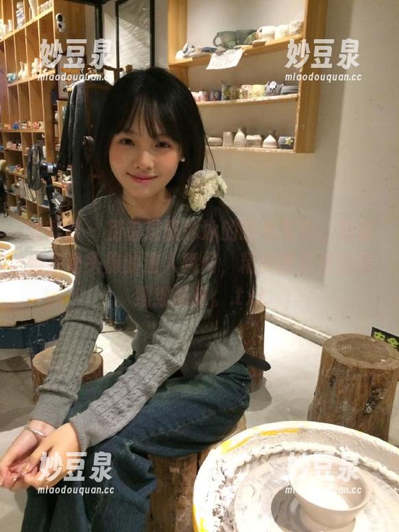 尤蜜荟-田冰冰 尤蜜荟 - 别错过田冰冰的睡衣写真,观看她在镜头前的迷人瞬间,精美图片值得你细细品味。.txt
