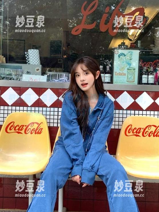 微密圈 - 希希Gina黑色调写真原图更新，展现她不一样的个性与态度.txt