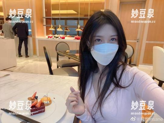 抖娘利世的定制长靴全集，带你进入她的写真梦幻世界！.txt