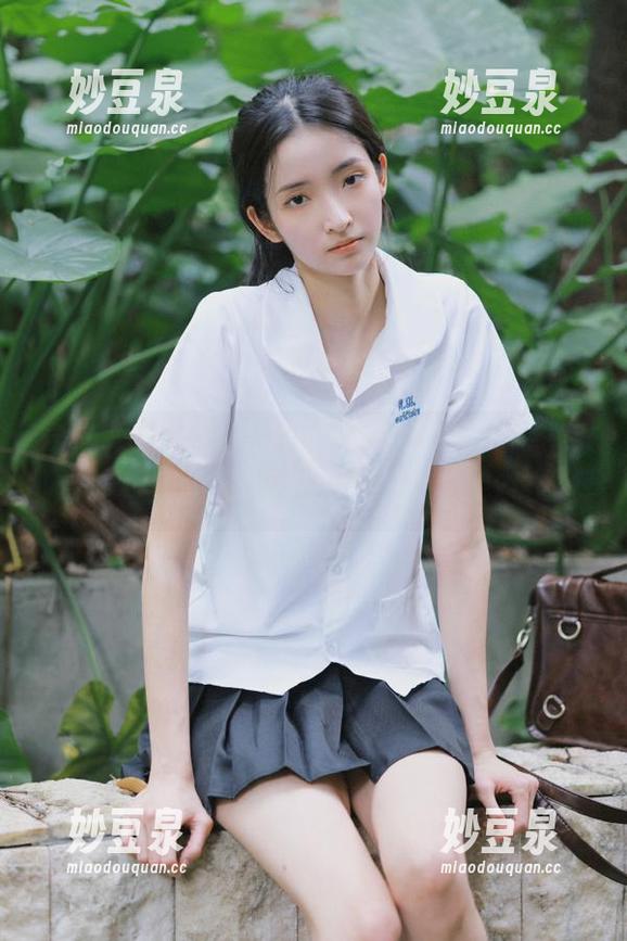 星颜社 - 体操服之美：观看林幼一精美写真合集，享受独特视觉盛宴.txt
