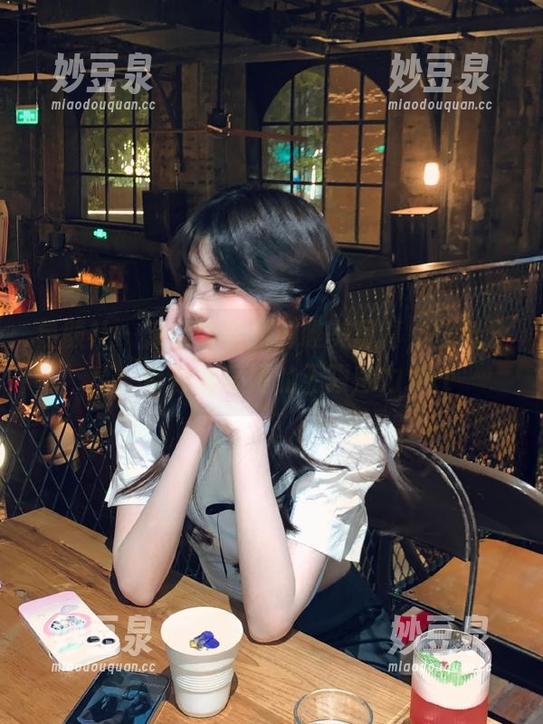 星颜社 - 潘娇娇学姐的唯美写真，壁纸分享，带你感受她的无限魅力.txt