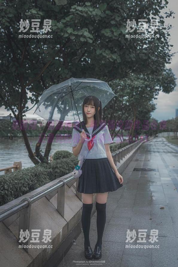 果团网 - 畅游青春：陈雅漫校服作品合集，记录她的校园故事与魅力.txt
