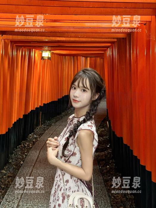 桃沢樱呀 微密圈 - 桃沢樱呀最新御姐写真在线发布,原图带你领悟她的风格!.txt