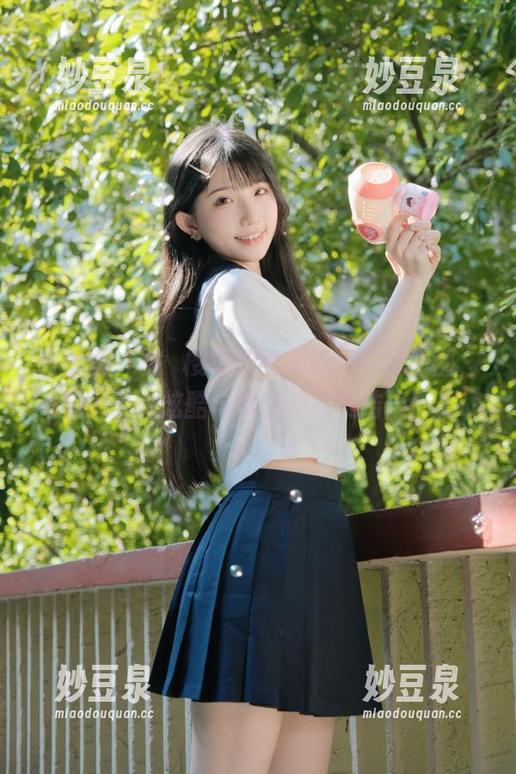 微密圈 - 桃沢樱呀豹纹写真：共享原图，一起感受她炫酷与柔美的完美结合！.txt