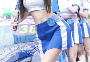 梦丝女神 - 甜心？王娇娇的写真集简直可以用‘惊艳’来形容，精选作品让你心跳加速！.txt