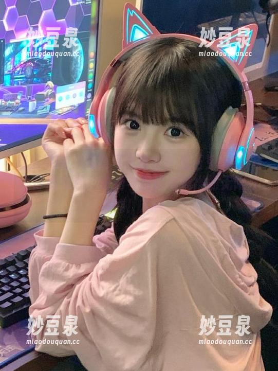 模范学院 - 高清写真直击：当玉兔miki与牛仔裤相遇，时尚与美感碰撞出的无限可能！.txt