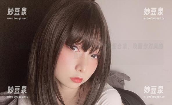 次屁啦 与次屁啦的御姐作品相遇:令人惊艳的写真原图合集,唤醒你对美的追求!.txt