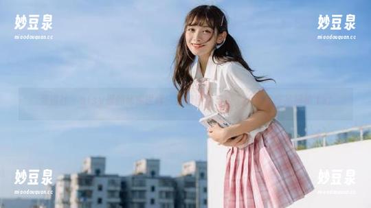 爱蜜社 - sisy思的秘密世界：独特图集与她个人写真作品揭秘.txt