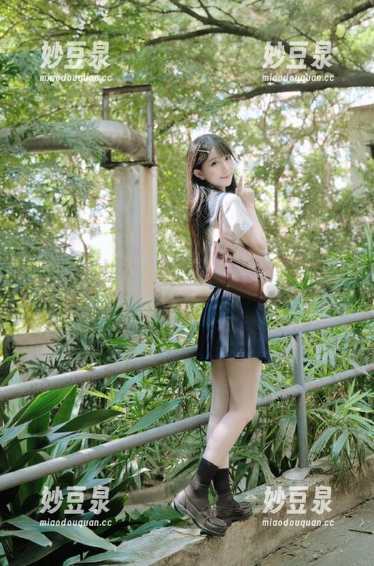 爱蜜社 - 瑜伽与美丽，张思允Nice全新图集，快来下载，感受动作的优雅！.txt