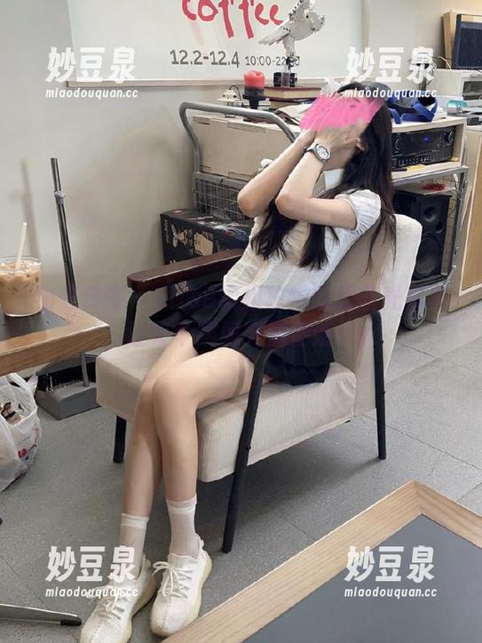 物恋传媒-elise 物恋传媒 - elise学姐独特的无圣光写真,让每个瞬间充满情感.txt