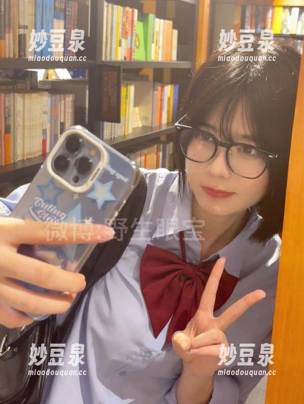 不可错过！眼酱大魔王w逆兔美图合集，捕捉动人瞬间！.txt