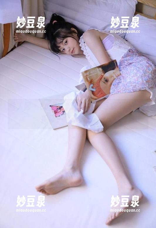 秀人网-Lucky沈欢欣 秀人网 - Lucky沈欢欣红裙写真美图:捕捉每一个动人时刻.txt