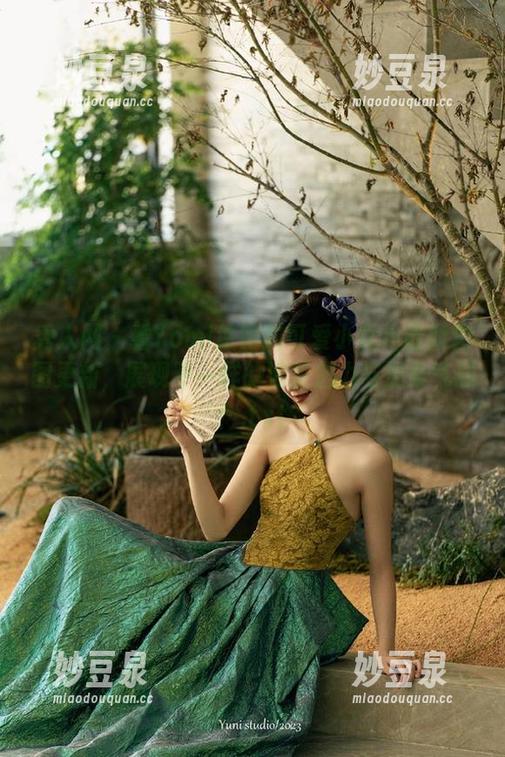 秀人网 - 看Yomi悠蜜的可爱小女仆最新套图更新，展现不一样的清新魅力与温柔气息！.txt