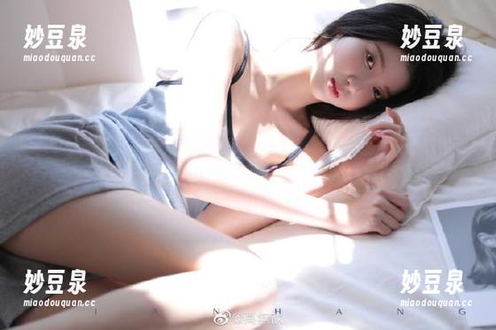 秀人网 - 镂空之美与周慕汐的灵魂碰撞，美图图集展现无限创意与情感.txt
