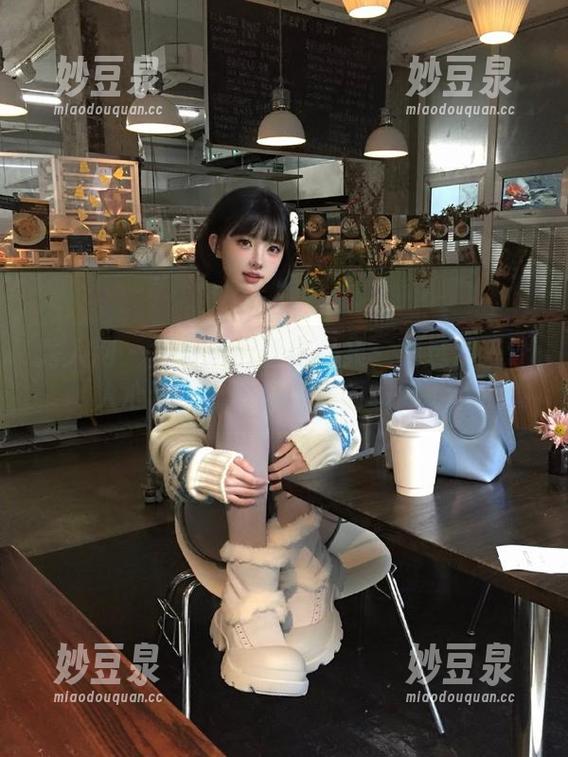 秀人网-唐安琪 秀人网 - 唐安琪肉丝作品集:精选那些让人心动不已的极致美丽瞬间.txt