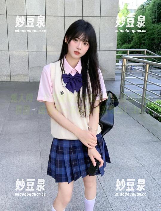 秀人网-唐安诺 秀人网 - 免费获取唐安诺裤里丝原创写真原图,感受不一样的艺术表现力!.txt