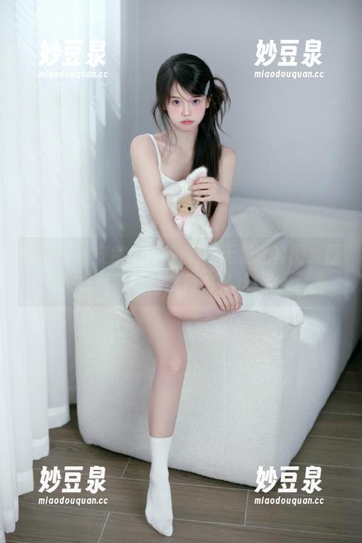 秀人网 - 安然anran黑丝无圣光套图，原来美丽可以如此简单轻松！.txt