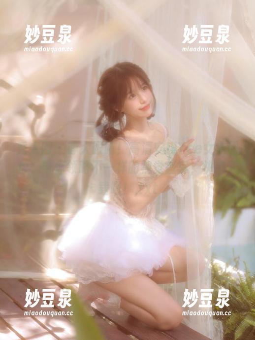 秀人网-安琪Yee 秀人网 - 睁大眼睛!高清安琪Yee女友图包,带你领略不一样的视觉盛宴,快来下载吧!.txt