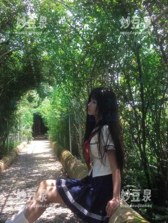 秀人网 - 千千万万的美腿，不如小樱koko的高清美脚图集更让人心动！.txt