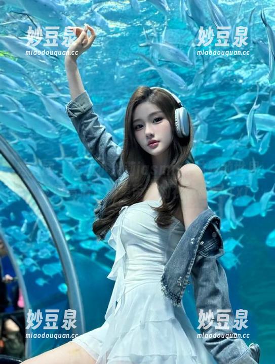 秀人网 - 走进小茉莉jasmine妹妹的世界：专属高清作品集带来的视觉盛宴.txt