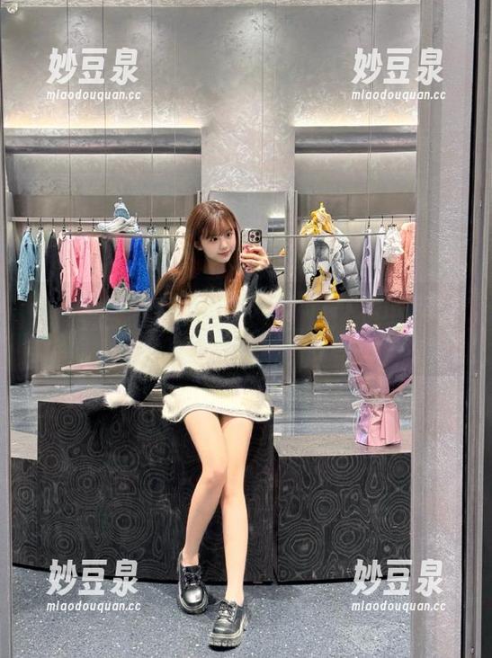 秀人网 - 探寻张庭蓉天使写真背后的故事，高清图片任你下载.txt