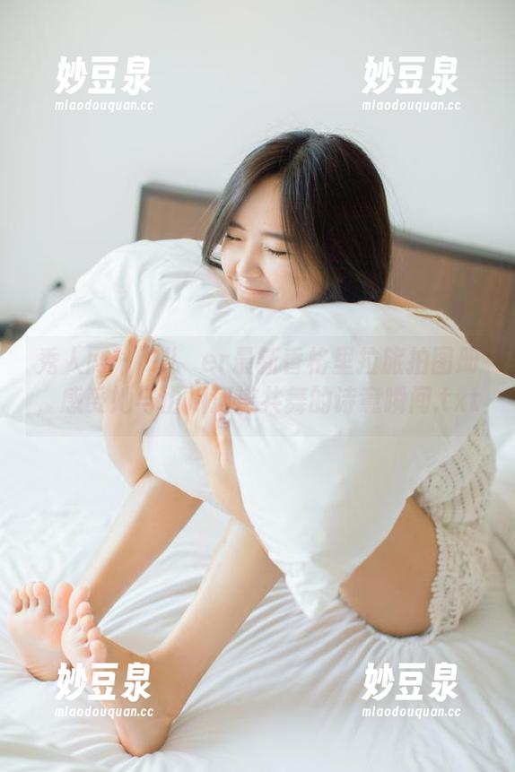 秀人网-玥儿玥er 秀人网 - 玥儿玥er最新香格里拉旅拍图册,感受她与山川河流共舞的诗意瞬间.txt