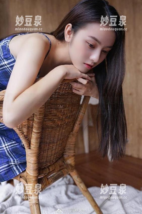 秀人网 - 感受白沫透明艺术：精美美图合集，尽显她的无限创意.txt