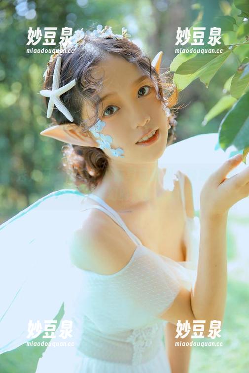秀人网-糯美子 秀人网 - 糯美子最新写真原图:轻薄白色服饰的梦幻时刻资源.txt