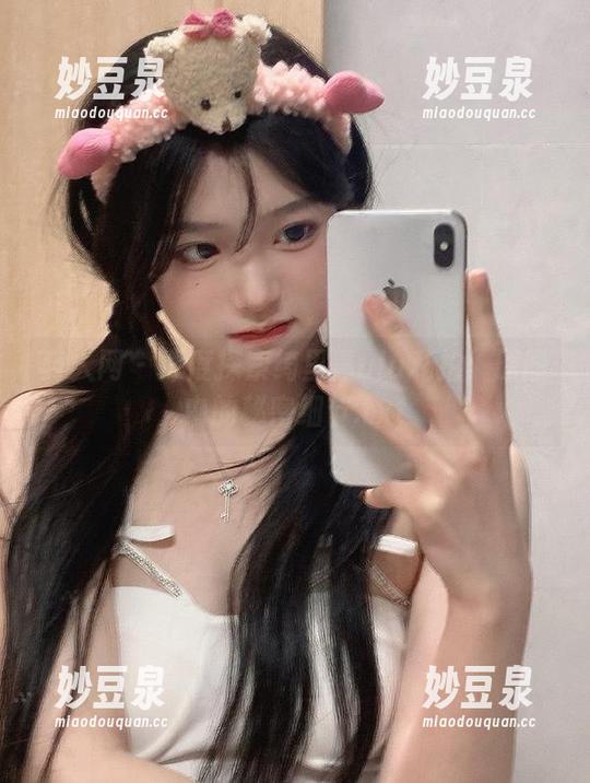 秀人网-绮里嘉ula 秀人网 - 深度探索绮里嘉ula私拍:原图中的秘密细节.txt