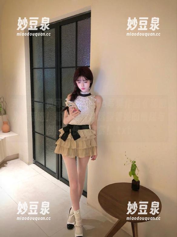 秀人网-黄可Christine 秀人网 - 黄可Christine写真作品《秘密》更新啦!每幅图片都透露着她的情感与创意,快来欣赏!.txt