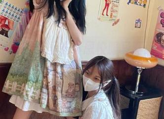 紧急企划 - 无圣光小恩校服写真：在阳光下展现的青春与梦想交织的瞬间.txt