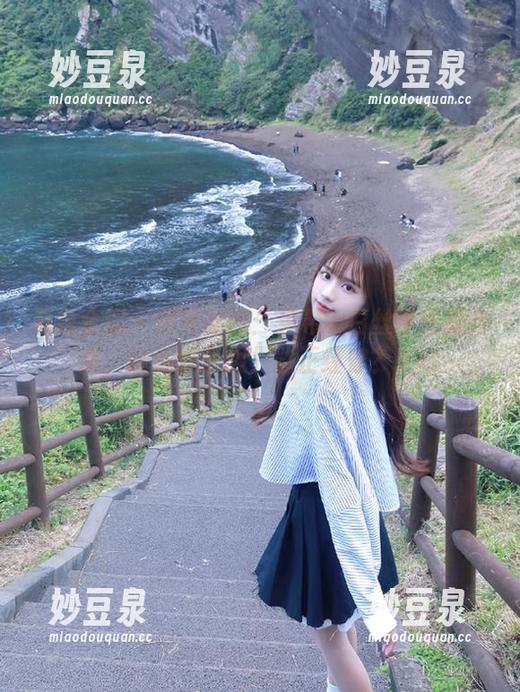 紧急企划 - 搞笑吐槽：见希w白丝学生服合集，谁说学生服只能正经穿？.txt