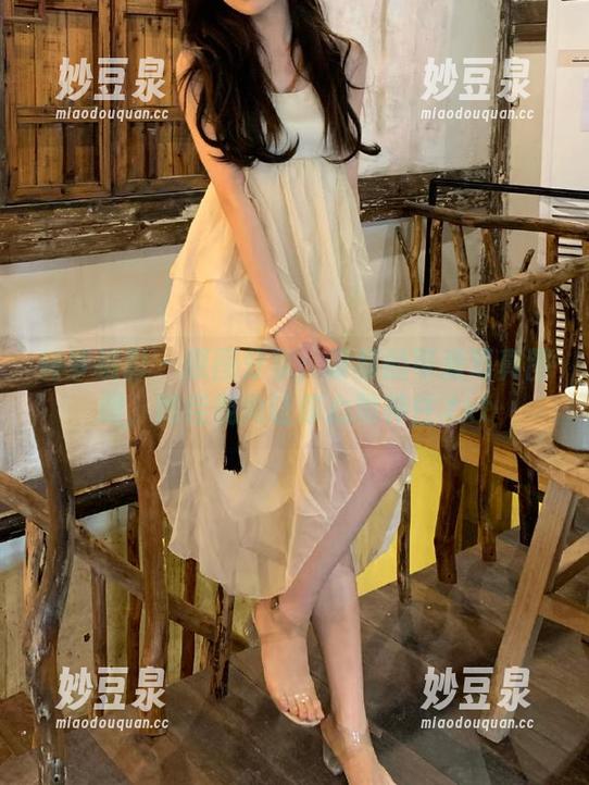 绮梦摄影 - 原图分享：蔡蔡的可爱写真图册，绝佳视角让你心驰神往.txt