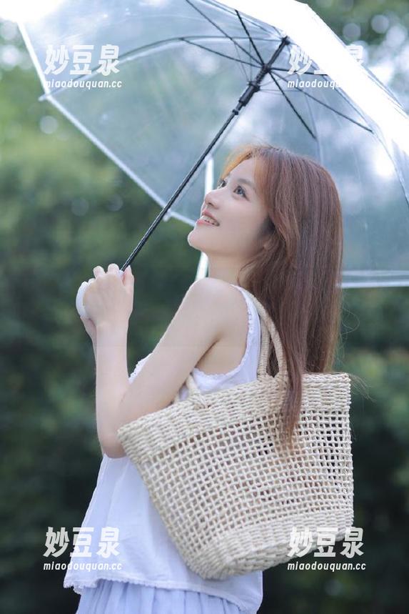 美媛馆 - 夏天来了，nova李雅图集资源带你领略清凉一夏的视觉盛宴！.txt