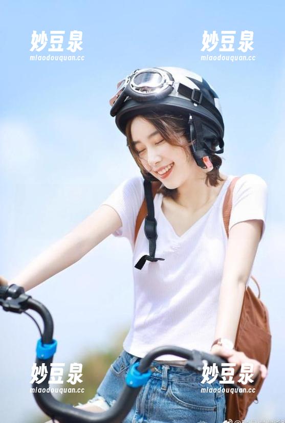美媛馆 - 毕生难忘！于大乔日常图包重磅更新，打开一扇全新的视觉之门！.txt