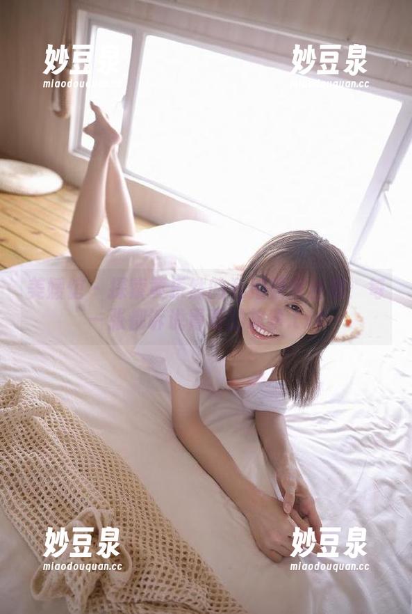 美媛馆-黄乐然 美媛馆 - 探索黄乐然的私拍教室合集:每一张都诉说青春的故事.txt