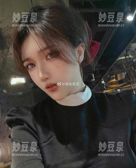 翎柒菜菜 与翎柒菜菜共赏妹妹的时尚写真,壁纸合集愈加精彩纷呈!.txt