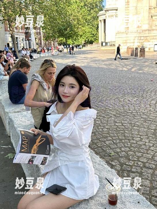 胜利的小生活 微密圈 - 探索胜利的小生活,原图记录下她的可爱性感写真,带来甜美而迷人的视觉盛宴!.txt