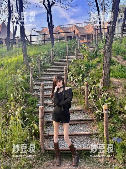 舞蹈生日记-李梦 舞蹈生日记 - 李梦毛衣写真大赏:这组图片让你心动又想剁手购入.txt