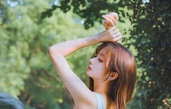 花漾show - 潮流就在这里！Abby李雅白丝套图免费下载，你还在等什么？.txt